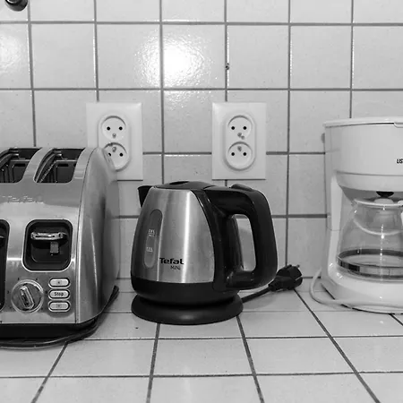 Appartement T2 Au Lavandou Face à La Pour 4 Personnes - Fr-1-803-80 Le Lavandou